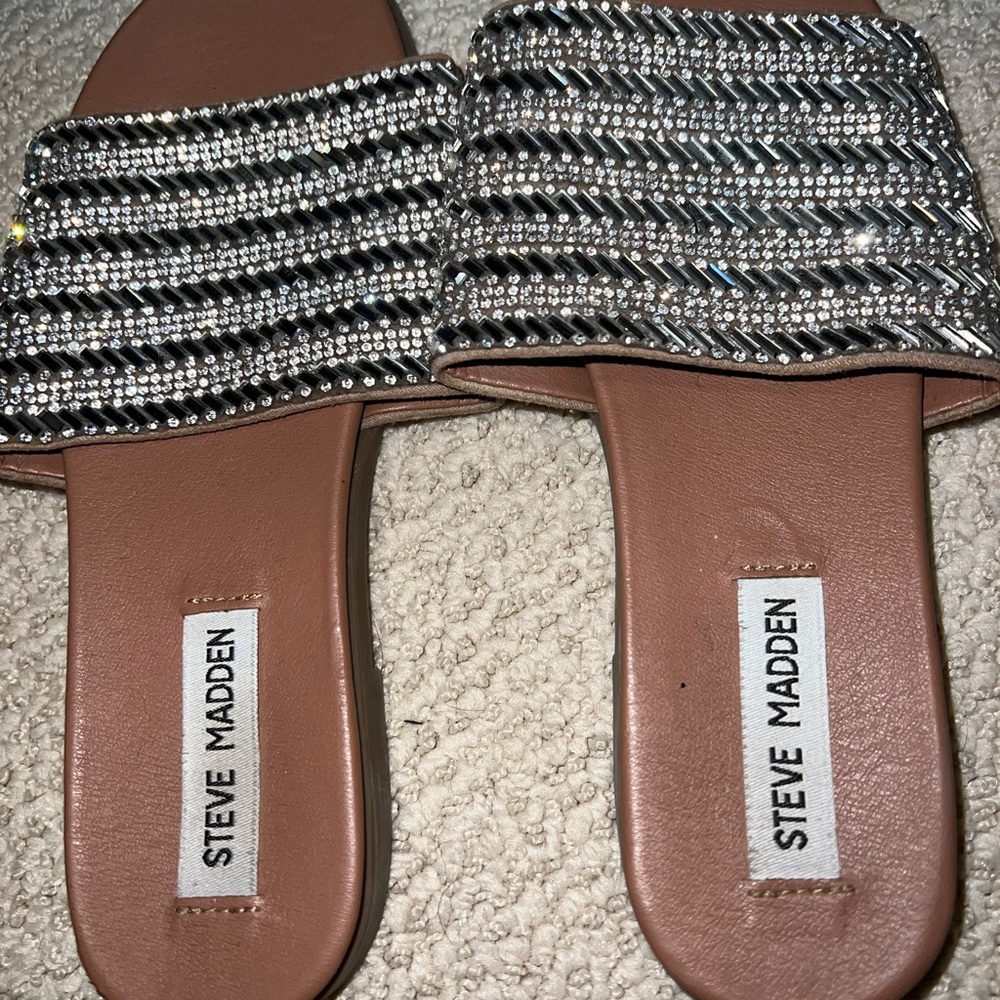 Steve Madden Silver Sparkly Slides Size 6.5 - image 2